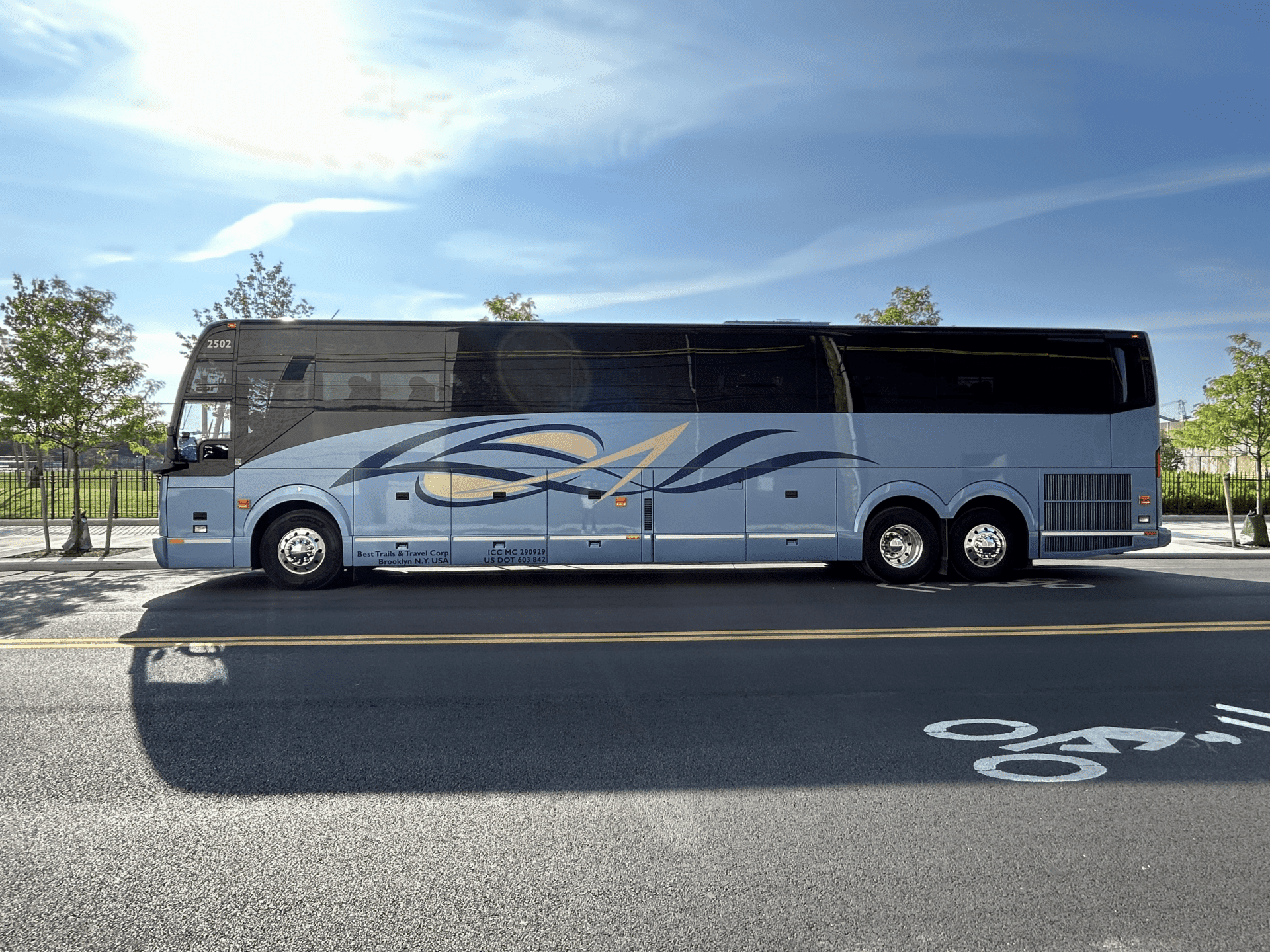 Best Trails & Travel charter bus